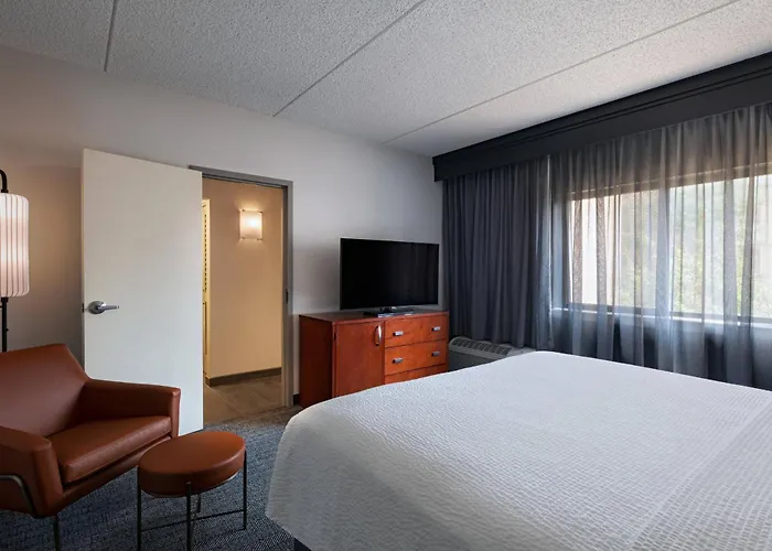 Courtyard By Marriott San Antonio Medical Center