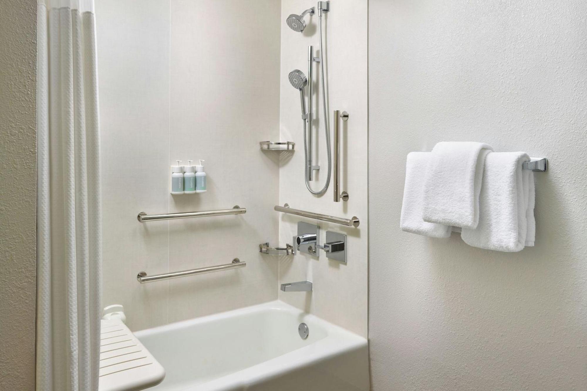 Hotel Courtyard By Marriott Medical Center